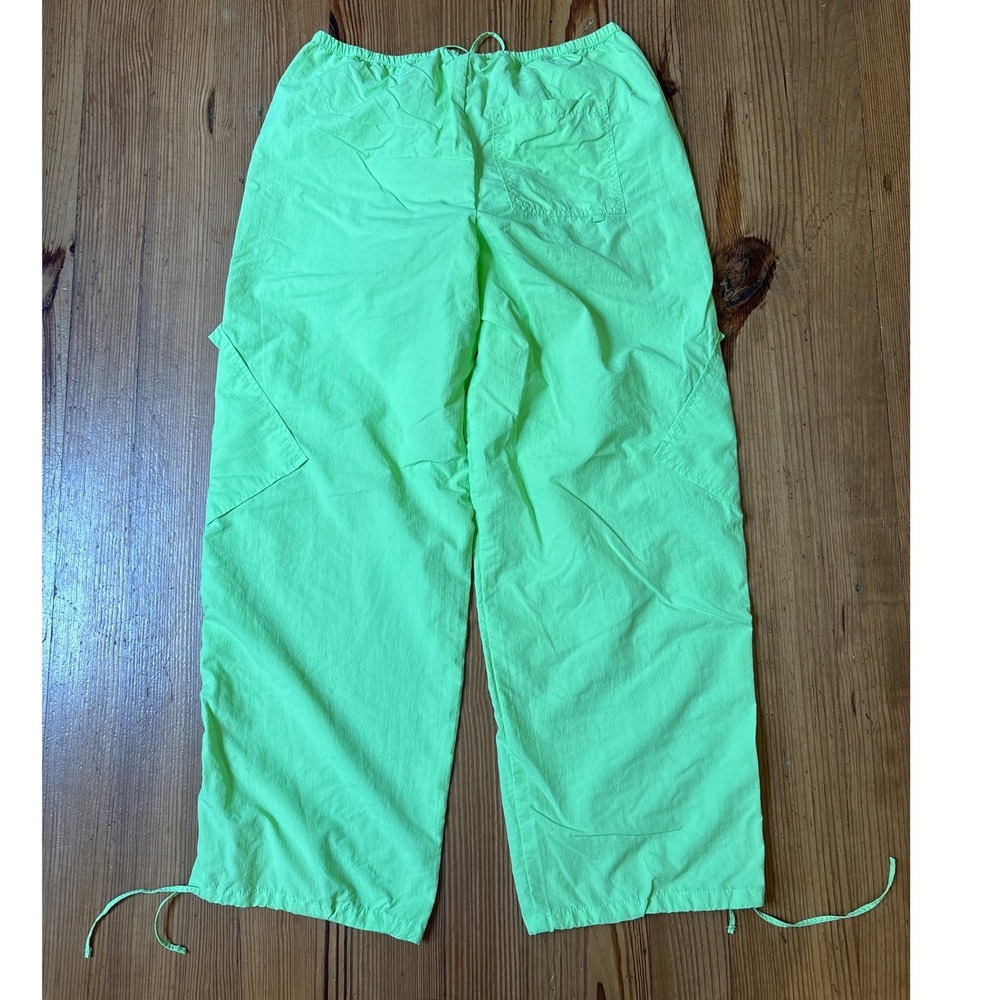 No Boundaries Cargo Pants Womens Neon Green Nylon Utility Y2K SIZE M 8-10 - Picture 6 of 7